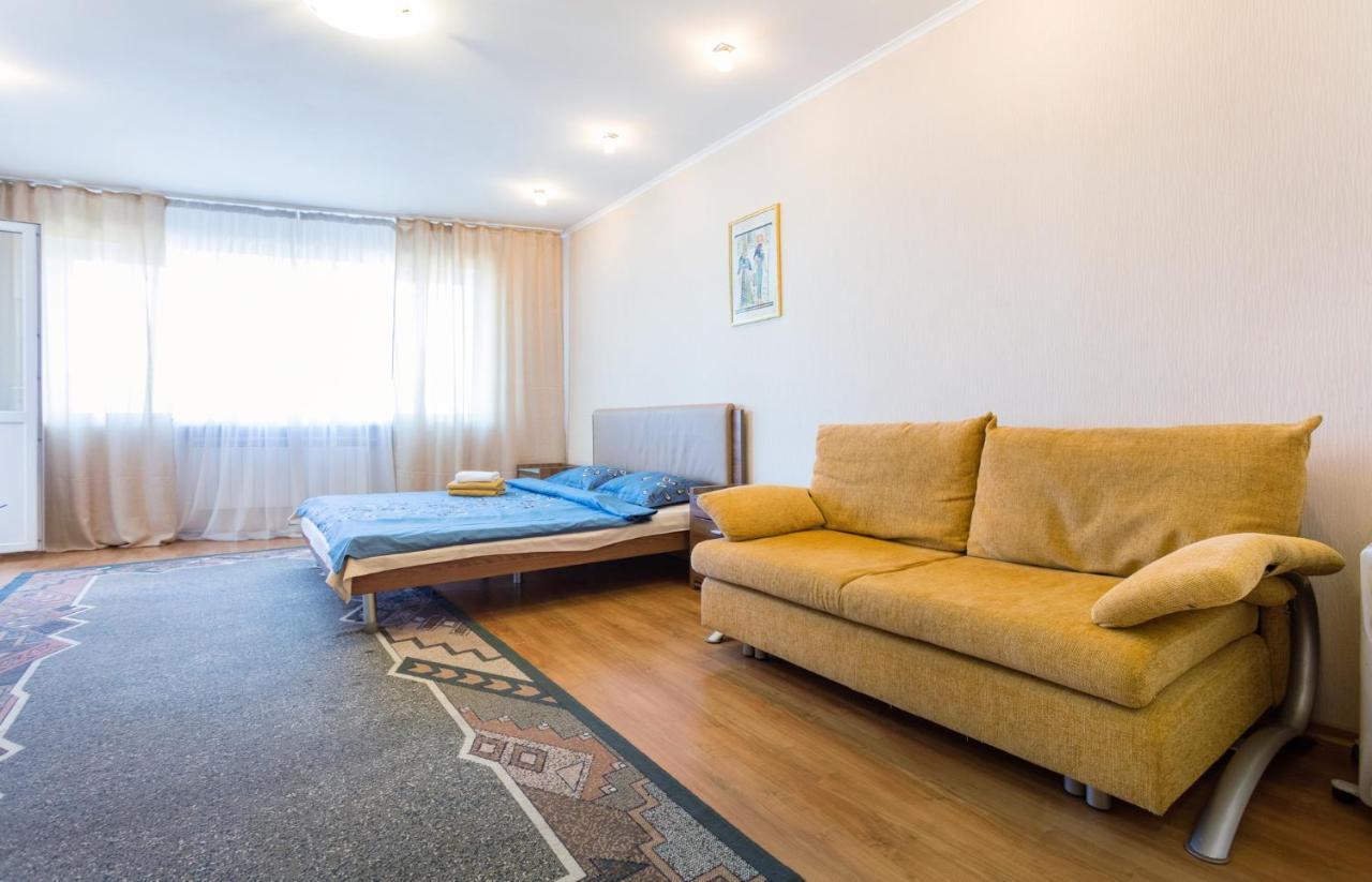 Apartments On Darnitsa Kiev Rum bild
